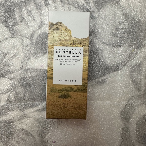 Skin1004- mini centella soothing cream - Picture 1 of 6